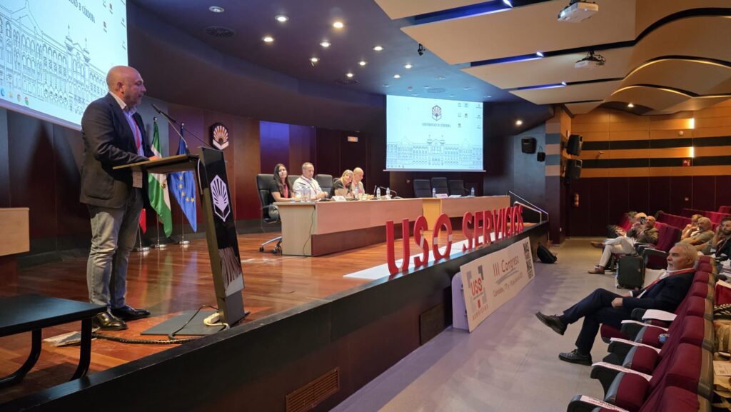 Pedro Ayllón, secretario general de USO industria, interviniendo en el III Congreso de USO Servicios en Córdoba